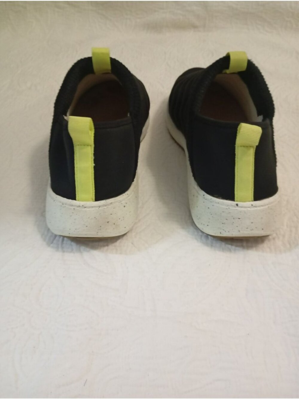 Dr Scholls Black Quilted Slip-On Shoes Neon Accents Size 8.5M Versatile For Indo - Picture 4 of 11